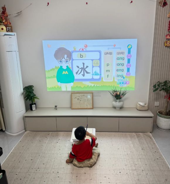 推荐五一用大眼橙C2 Ultra宅家嗨翻天PG麻将胡了免费模拟器2025宝藏投影仪(图7)